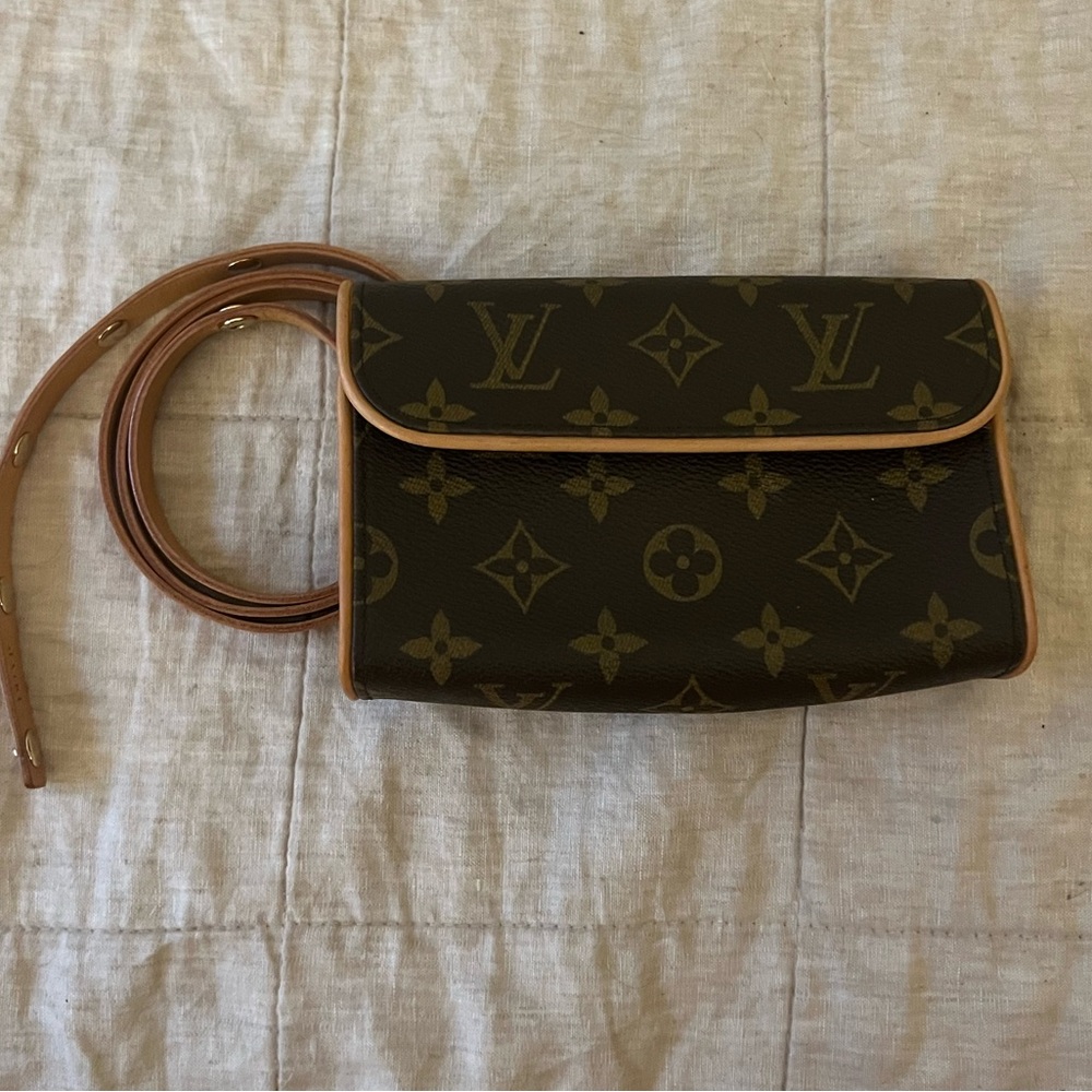 Louis Vuitton Florentine belt bag